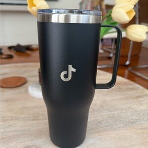 Stainless steal mug/tumbler